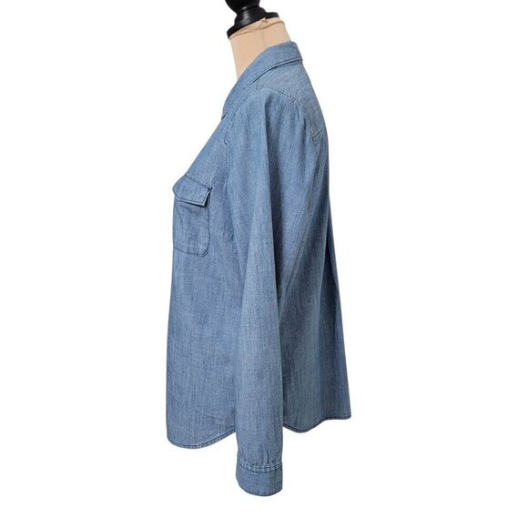Old Navy Size M Classic Button Down Chambray Blue Long Sleeve Top, EUC - Picture 3 of 13